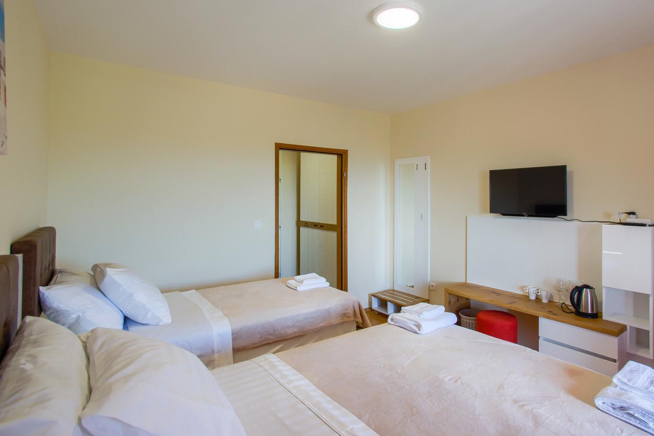 Hotel Livadic & Restaurant Ližnjan Eksteriør bilde