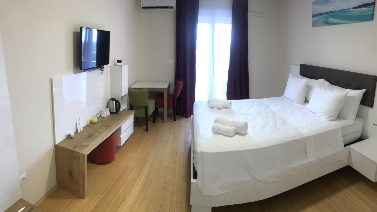Hotel Livadic & Restaurant Ližnjan Eksteriør bilde