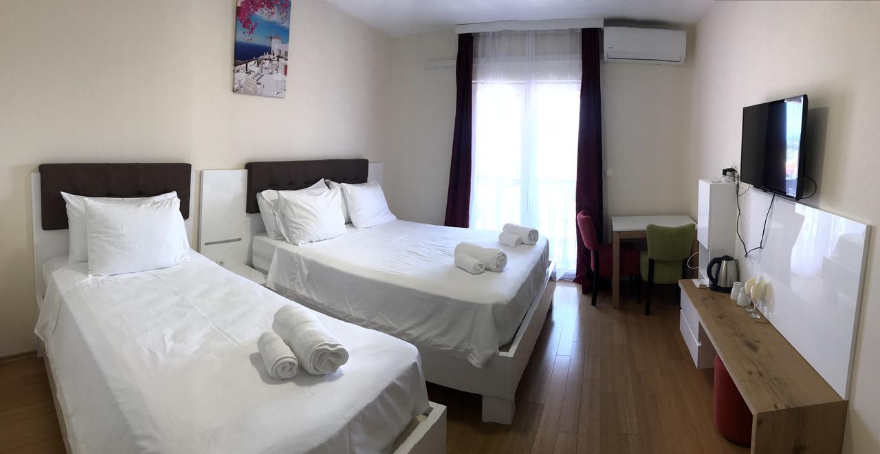 Hotel Livadic & Restaurant Ližnjan Eksteriør bilde